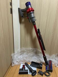 送料無料～（動作品）dyson SV12 ダイソン コードレスクリーナー （附属品多数）(C-11）