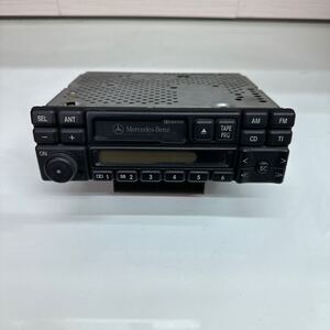 当時物・M.ベンツ.W124／純正カセットテープデッキ【003 820 37 86】（CQ-LP1350L）ジャンク