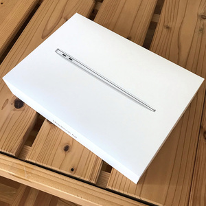 ☆送料無料！ほぼ使用していない美品です！Apple アップル MacBook Air M1 MGN93J/A A2337 13.3インチ シルバー メモリ8GB SSD256GB