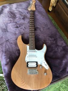 中古品　ヤマハ YAMAHA PACIFICA112V エレキギター