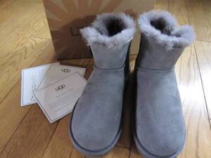 UGG 足の綺麗に見える W MINI BAILEY BUTTON 3352W//GREY 6