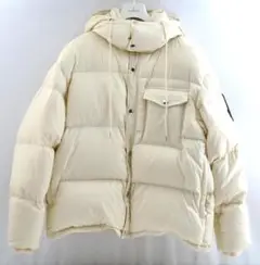 MONCLER モンクレール ダウンジャケット 白 4 TA1844