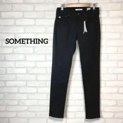 新品未使用 SOMETHING ストレッチ ブラック スキニー パンツ XS