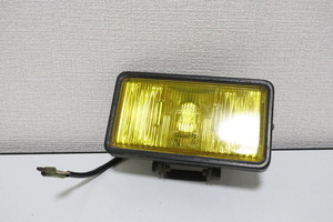 日産? フォグランプ イエロー 昭和レトロ 旧車? IKI 2068 ハロゲン H3 91F パーツ 部品 四角 角型 フロント 純正? 社外? ライト