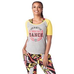 【新品】Zumba　ズンバウェア　Tシャツ　Mサイズ　Z1T01645