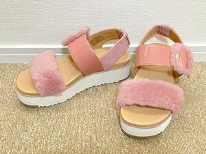 H181☆送料無料☆美品 UGG/アグ『1099815 W FLUFF CHELLA/W』サイズ 22.5CM ピンク フラッフサンダル フラッフチェラ PNK