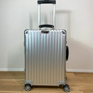 ☆美品☆ RIMOWA CLASSIC CABIN S リモワ　クラシック　フライト　33L キャリーケース　シルバー　TSA