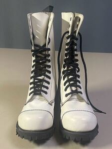 getta grip 14 eye Boot Made in England Size 5