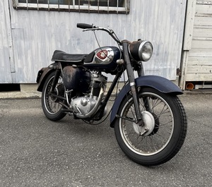 BSA C15 250cc 1960年？ 書類無し 未再生車　欠品有り　部品取り車　長期保管 倉庫整理 断捨離