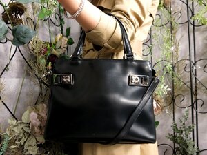 ●超美品●Salvatore Ferragamo フェラガモ●ガンチーニ●カーフ レザー 本革●2way ハンド バッグ●黒●シルバー金具●肩掛け●Js53697