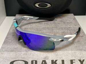 偏光★30周年限定★OAKLEYオークリー RADARLOCK PATHレーダーロックパス グレー白/ICE POLARIZEDミラー USA製サングラス ケース付