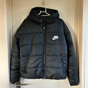 ナイキ ルーズシルエット バックプリントロゴジャケット NIKE Lサイズ　ブラック　ホワイトロゴ