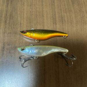 Megabass メガバス TRAVIS 7 トラビス7 トラビスセブン　2個セット 中古品　シーバス　ヒラメ　青物