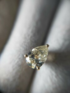 鑑定書付き 高グレード 1.043ct VLY VS2 ペアシェイプ 天然ダイヤモンド ピアス 1ct 1カラット 18金 イエローゴールド CGL 大粒 VSクラス