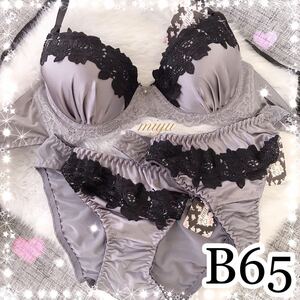 B65M★黒薔薇サテン グレー シルバー★ブラジャー&2ショーツセット★Tバック付き3点セット★Bカップ アンダー65 セクシー 新品 下着★みゆ