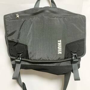 THULE SWEDEN スーリー バッグ メッセンジャーバッグ かばん　ショルダーバッグ