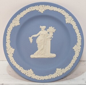 中古箱等無し/ WEDGWOOD/ ウェッジウッド/ ジャスパー/ プレート/飾り皿/ストーンウェア/英国/皿/陶器/飾皿/長期自宅保管中古現状品/約17cm