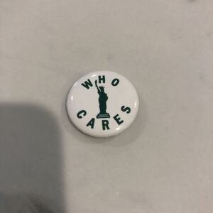 【Supreme】缶バッチ WHO CARES 激レア 初期 / シュプリーム ピンズ ピン PINS ピンバッチ ピンバッジ ボックスロゴ BOXLOGO ノベルティ