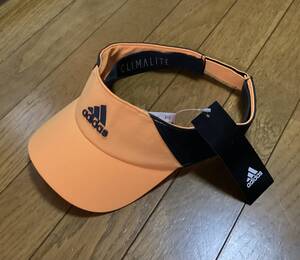 タグ付き新品〈 adidas 〉サンバイザー　FSO08 フリーサイズ　オレンジ