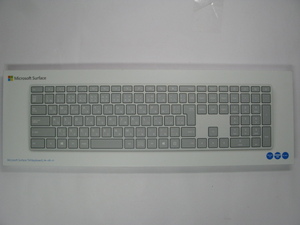 ★Microsoft Surface TM Keyboaed 薄型キーボード★ワイヤレスBluetooth★美品