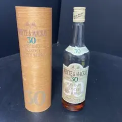 Whyte&Mackay  ホワイトマッカイ　ウイスキーの瓶中身入り　30年