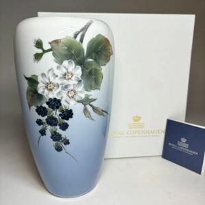 未使用 ロイヤルコペンハーゲン 花文花瓶 高23cm ROYAL COPENHAGEN 箱付き ハンドペイント 花瓶 花生 花器 飾壷