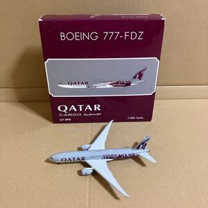 ■phoenix 1/400 カタール航空カーゴ B777-200F 『MOVED BY PEOPLE』特別塗装機 A7-BFG【中古品】■QATAR CARGO