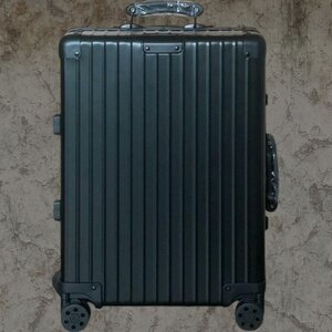 RIMOWA リモワ Classic Fight 20インチ 37リットル 機内持ち込み Cabin スーツケース トランク リモワ ブラック 希少