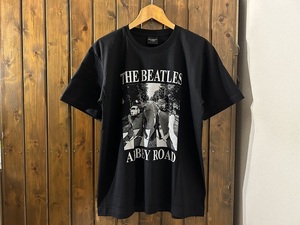 新品★ビートルズ　アビイロード　プリントTシャツ【L】★ロックバンド/ジョンレノン/BEATLES/ABBEY ROAD