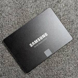 【中古】SAMSUNG SSD 850 EVO 250GB [2.5インチ SATA3 7mm厚 TLC 健康状態:98%]