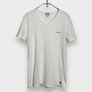 送料無料☆DIESEL☆ディーゼル☆VネックワンポイントロゴTシャツ☆アンダーウェア☆ホワイト☆M☆H24M