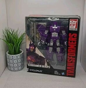 Transformers Generation Combiner Wars "Cyclonus" Purple Airplane **Brand New** 海外 即決