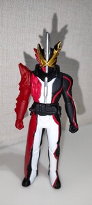 仮面ライダーセイバー　ソフビヒーロー　ソフビ　約11㎝