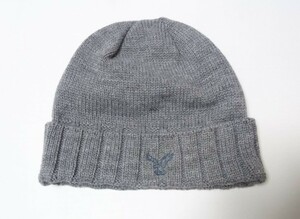 AMERICAN EAGLE OUTFITTERS ニットキャップ グレー ワンポイント フリーサイズ※未試着品/未使用品/商品タグ付き/2010年前後の製品/稀少品