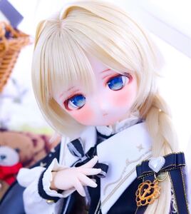 ＊night cherry＊ DDH-01 カスタムヘッド セミホワイト肌 アイ2種 ソフビ盛り ★難あり MDD ドール