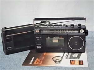 三洋電機　SANYO 【MR-1800(B)】 2バンド ポータブル ラジカセ 中古再生品です　FMは76～108MHzまで受信 管理20090916