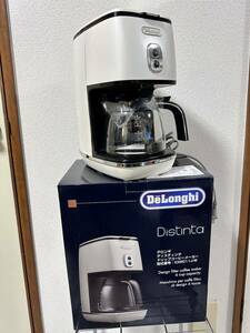 ほぼ未使用　極上美品！DeLonghi デロンギ コーヒーメーカー ドリップコーヒーメーカー ICMI011J-W 