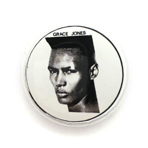 25mm 缶バッジ Grace Jones グレイスジョーンズ New Wave Lady Gaga Madonna