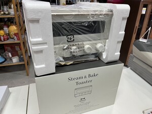 ○ 未使用品 BRUNO crassy+ スチーム&ベイク トースター ホワイト BOE067-WH 4枚焼き ふわふわ食パン 3種機能の本格派オーブン ③