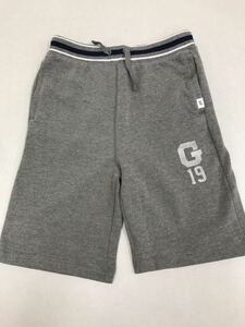 ■ＧＡＰ■新品■120■ギャップ■ショートパンツ■グレー■ジャージ・タイプ■Ｇロゴ入り■3-1