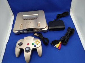 ニンテンドー64 本体 ゴールド メモリー拡張パック nintendo 64 console gold with expansion pak ntsc controller cable