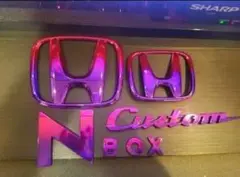 ホンダ　N-BOX Custom エンブレムセうット、グラデーションカラー