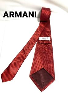 アルマーニコレッツォーニ ARMANI ネクタイ レッド系　柄　送料185円（追跡付）〜　ブランドネクタイ