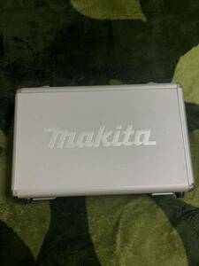 makita TD022Dマキタ 7.2v 充電式ペンインパクトドライバ　バッテリー ×２　セット品 箱付 美品