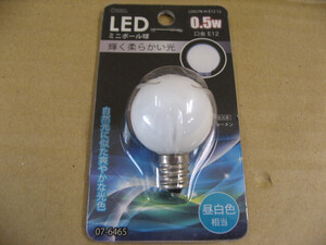 オーム電機 LEDミニボール球装飾用 G30/E12/0.5W/18lm/昼白色 品番 07-6465 型番 LDG1N-H-E12 12