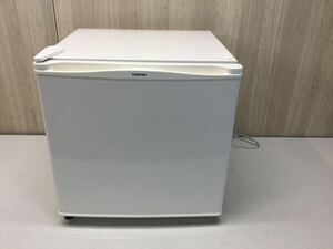 (EA237) TOSHIBA 東芝冷蔵庫 GR-C50A(W) 46Lt. 2016年