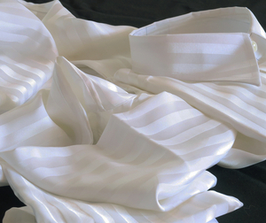 ★イタリアDANROMA シルクシャツ ジャカード織りのセクシードレッシー贅の極みシルクサテン 魅惑の白 BIANCA シャドウストライプ XL 43-94