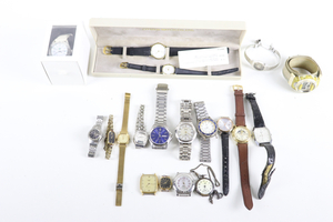 ブランド腕時計 SEIKO CASIO CITIZEN LONGINES GIVENCHY LACOSTE メンズ レディース 005JQHJO49