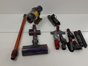 【S064】中古品 dyson SV12 動作確認・簡易清掃済み コードレスクリーナー ダイソン