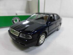 k 1/43 KADEN シュコダ オクタビア OCTAVIA * Skoda スコダ * カデン チェコ